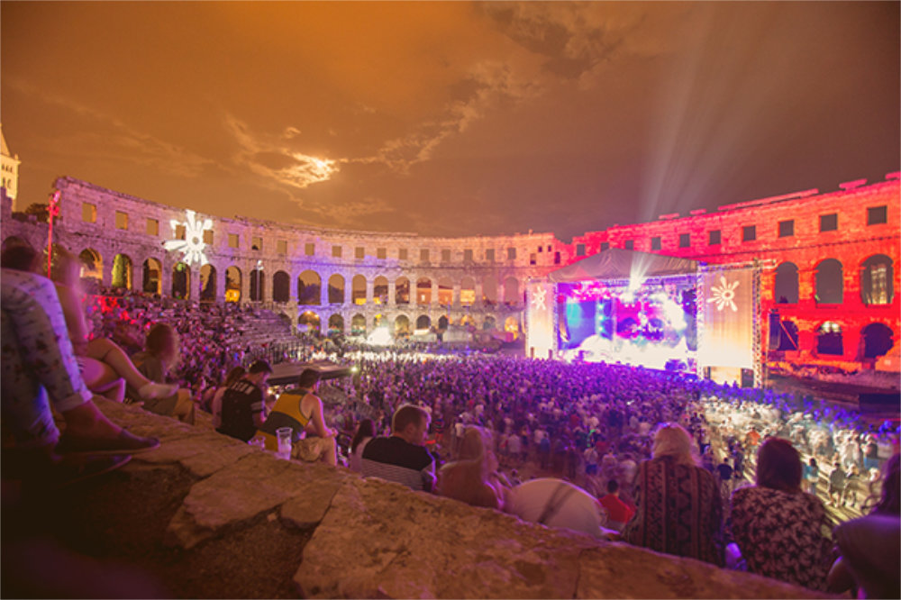 Outlook Arena 2014 - photo by Jack Pasco