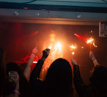 Da nam siječanj ne bude tužan u DVA OSAM imamo pregršt plesa!