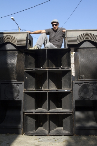 Promotivna turneja 11. Seasplash festivala uz ragga jungle producenta Krak In Dub 